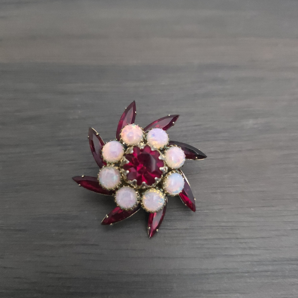 SINGLE Vintage Judy Lee Red Opalescent Cabochon & Rhinestone Clip Earring